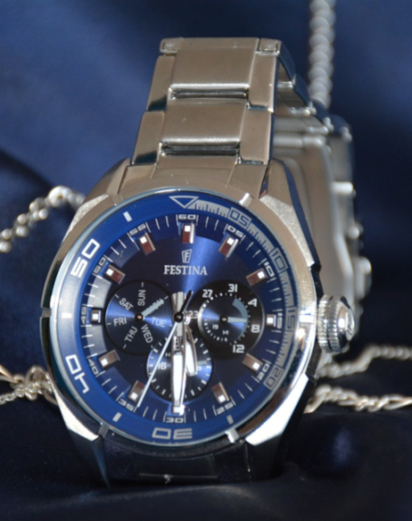 WHAT A WATCH - WOULD GÜNTHER LIKE IT